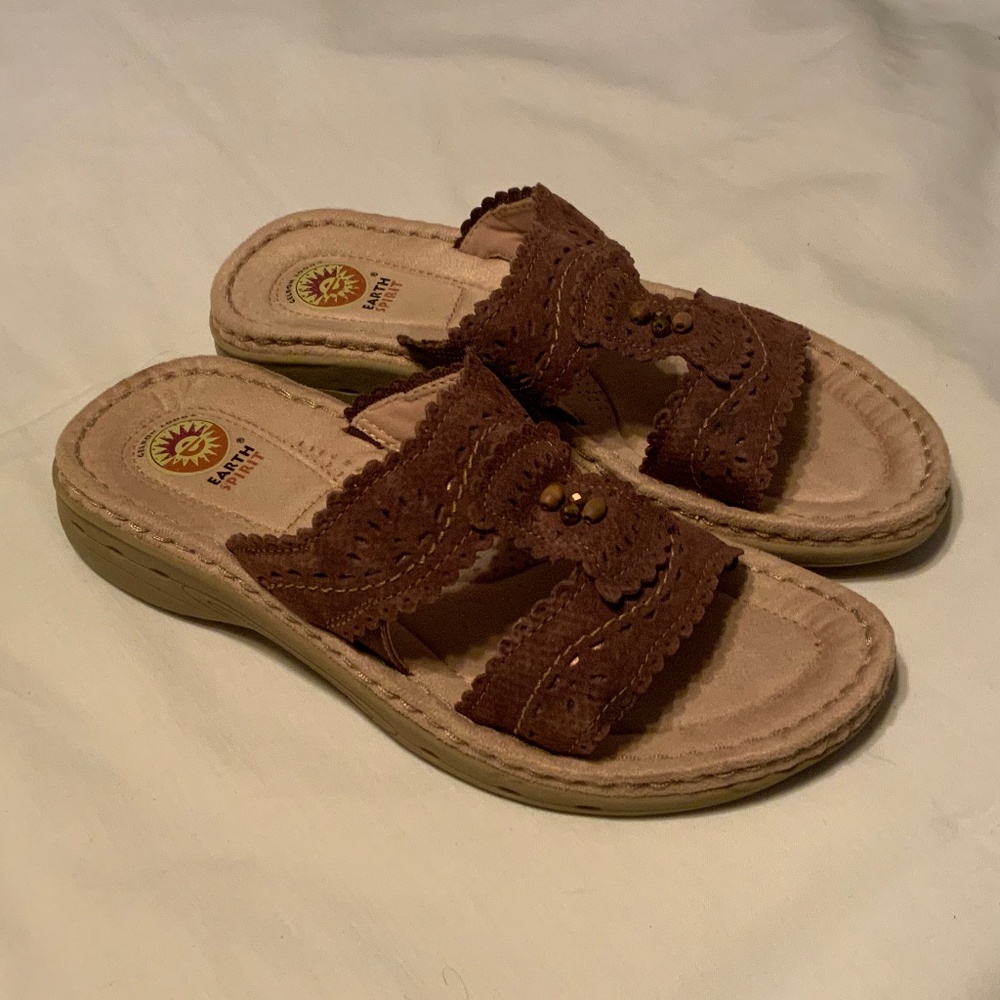 EARTH SPIRIT ‘Juniper’ Gelron Cushioned Flip-Flop Slide Sandals (9)